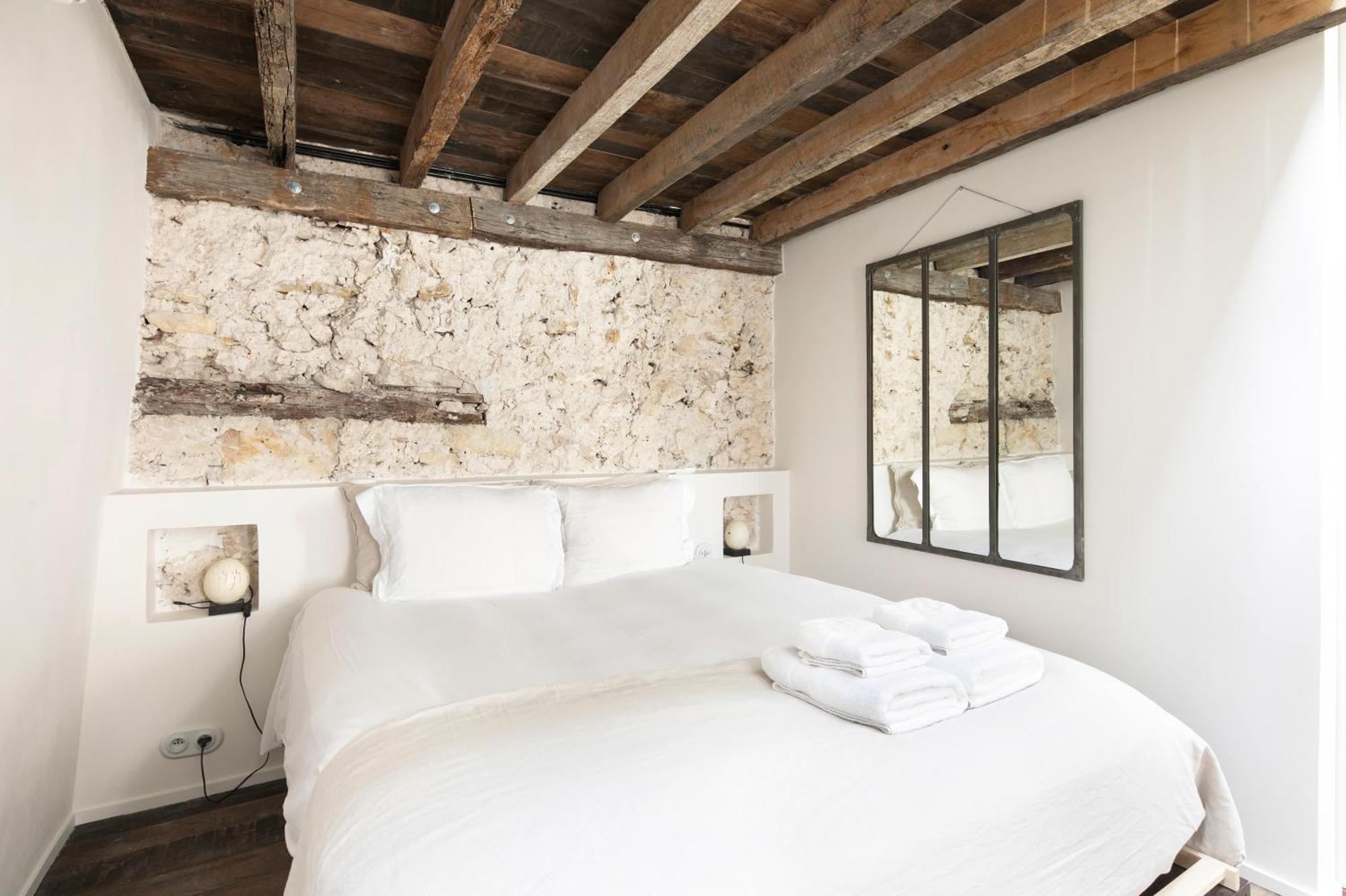 Vertus Apartment Paris
